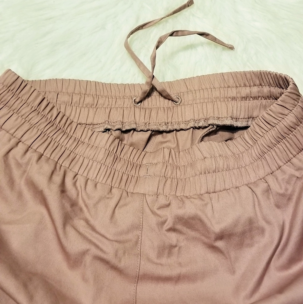 PUMA Cargo Wide Leg Pants - Picture 14 of 14